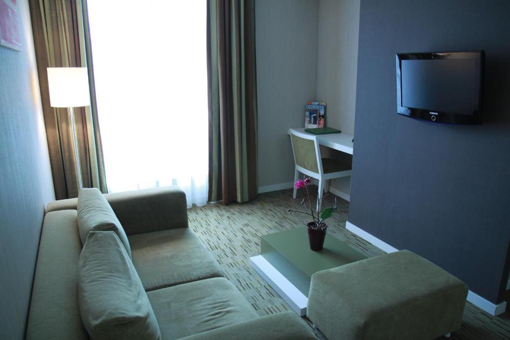 Hotel Empire Trnava Room photo